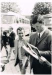 1970 EM in (Ost-)Berlin - Weltmeister & Olympiasieger Anton Geesink (NED) und Autogrammjäger Steinborn